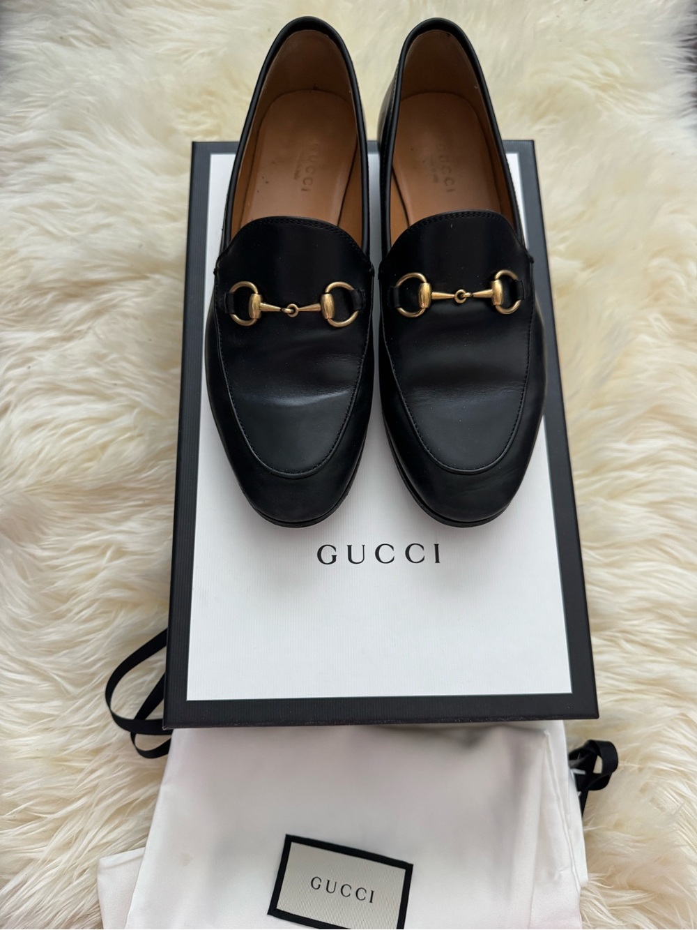 Gucci leather jordaan loafers size 35.5